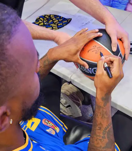 Badlwin & Brown Signed Replica Euroleague TF-500 Basketball