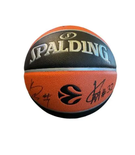 כדור SPALDING TF1000 חתום על ידי שחקני מכבי תל אביב