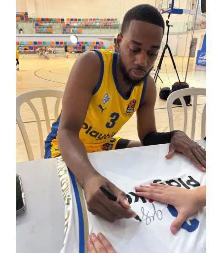 Adult Yellow Game Jersey 2024-25 Signed By Jordan Loyd