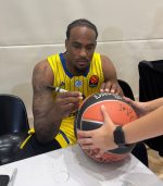 SPALDING TF-1000 Basketball Signed By Maccabi Tel Aviv Players