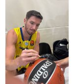 SPALDING TF-500 Basketball Signed By Maccabi Tel Aviv Players