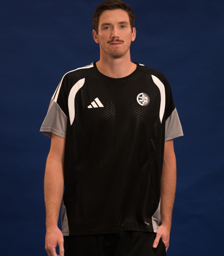 חולצת אימון שחורה בוגרים ADIDAS 2026-27 חולצת אימון שחורה בוגרים ADIDAS 2026-27