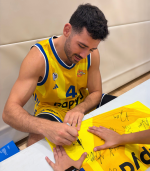 ADIDAS Yellow Jersey 2025-26 Signed By Jeff Dowtin JR ADIDAS Yellow Jersey 2025-26 Signed By Jeff Dowtin JR
