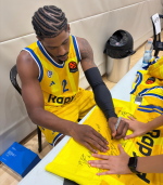 ADIDAS Yellow Jersey 2025-26 Signed By Jeff Dowtin JR ADIDAS Yellow Jersey 2025-26 Signed By Jeff Dowtin JR